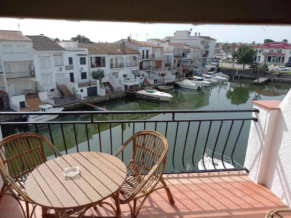 Appartement Estudi Amb Vistes Al Canal à Empuriabrava