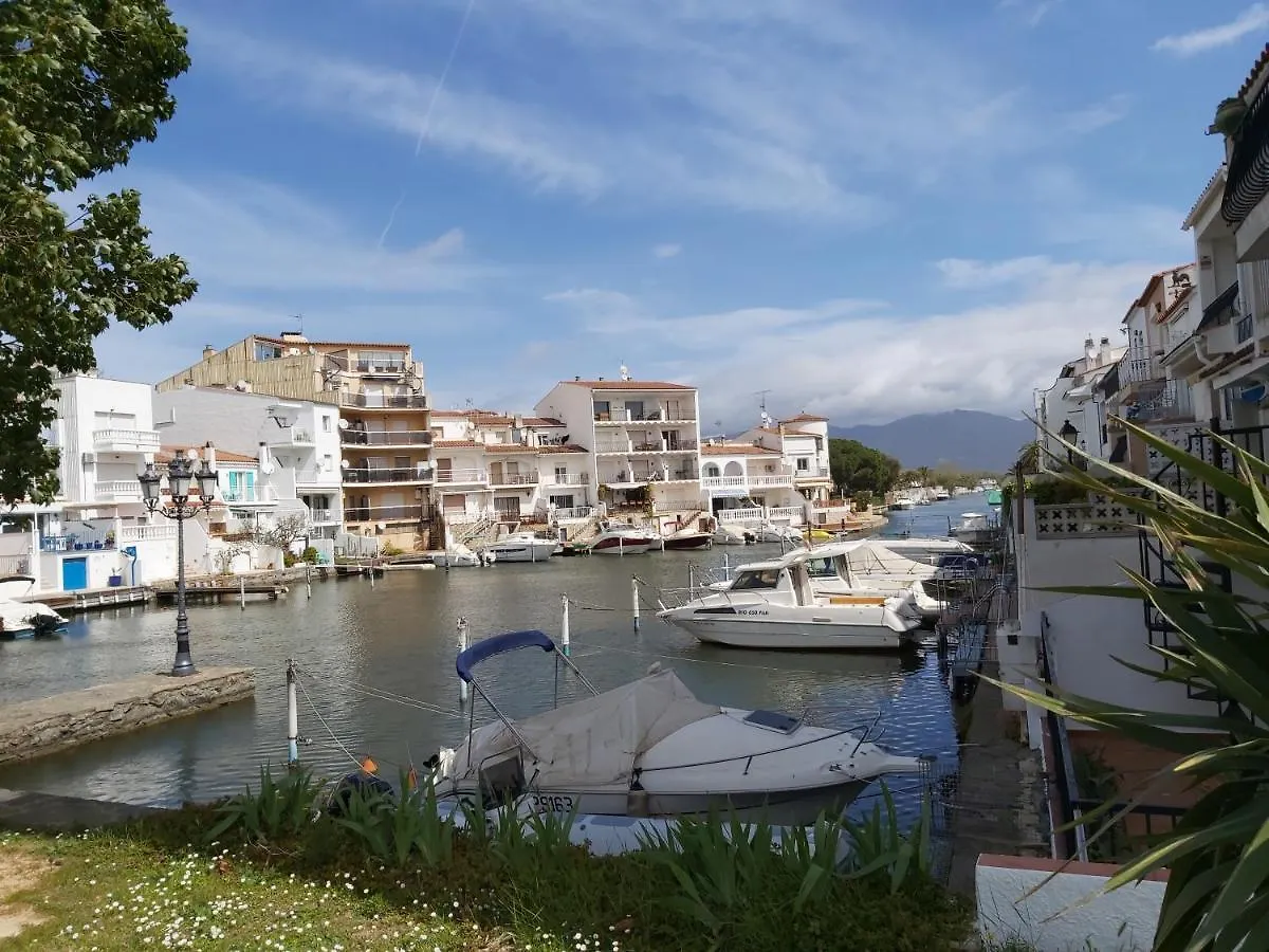 Appartement Estudi Amb Vistes Al Canal à Empuriabrava Espagne
